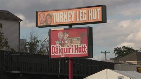 Turkey Leg Hut announces new dress code after。